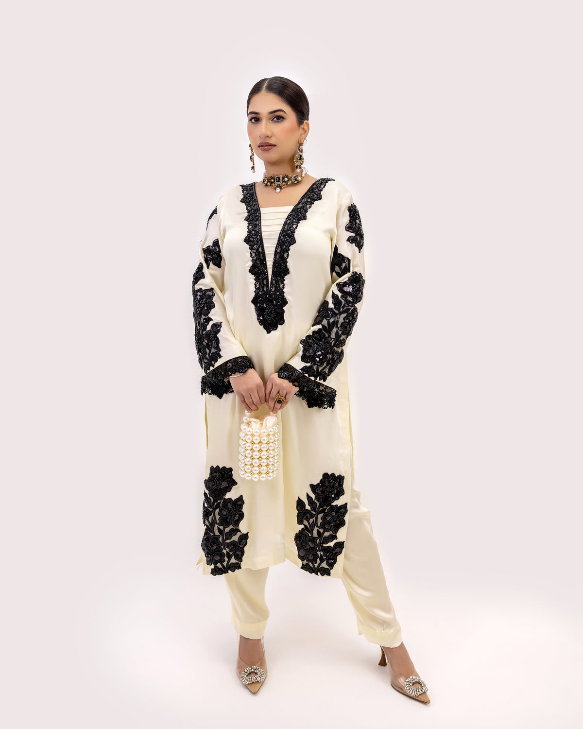 Noir-e-Noor