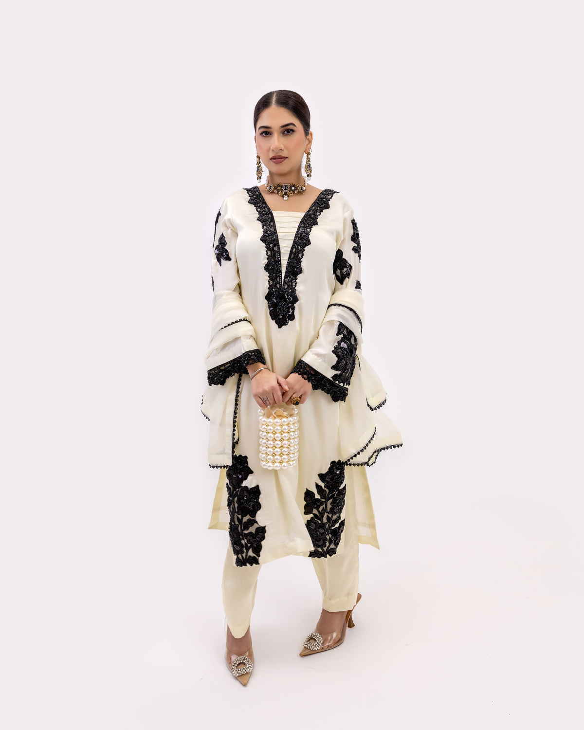 Noir-e-Noor
