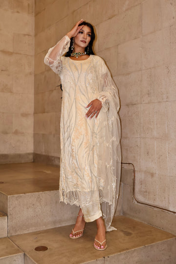Noor-e-Ivory Royale