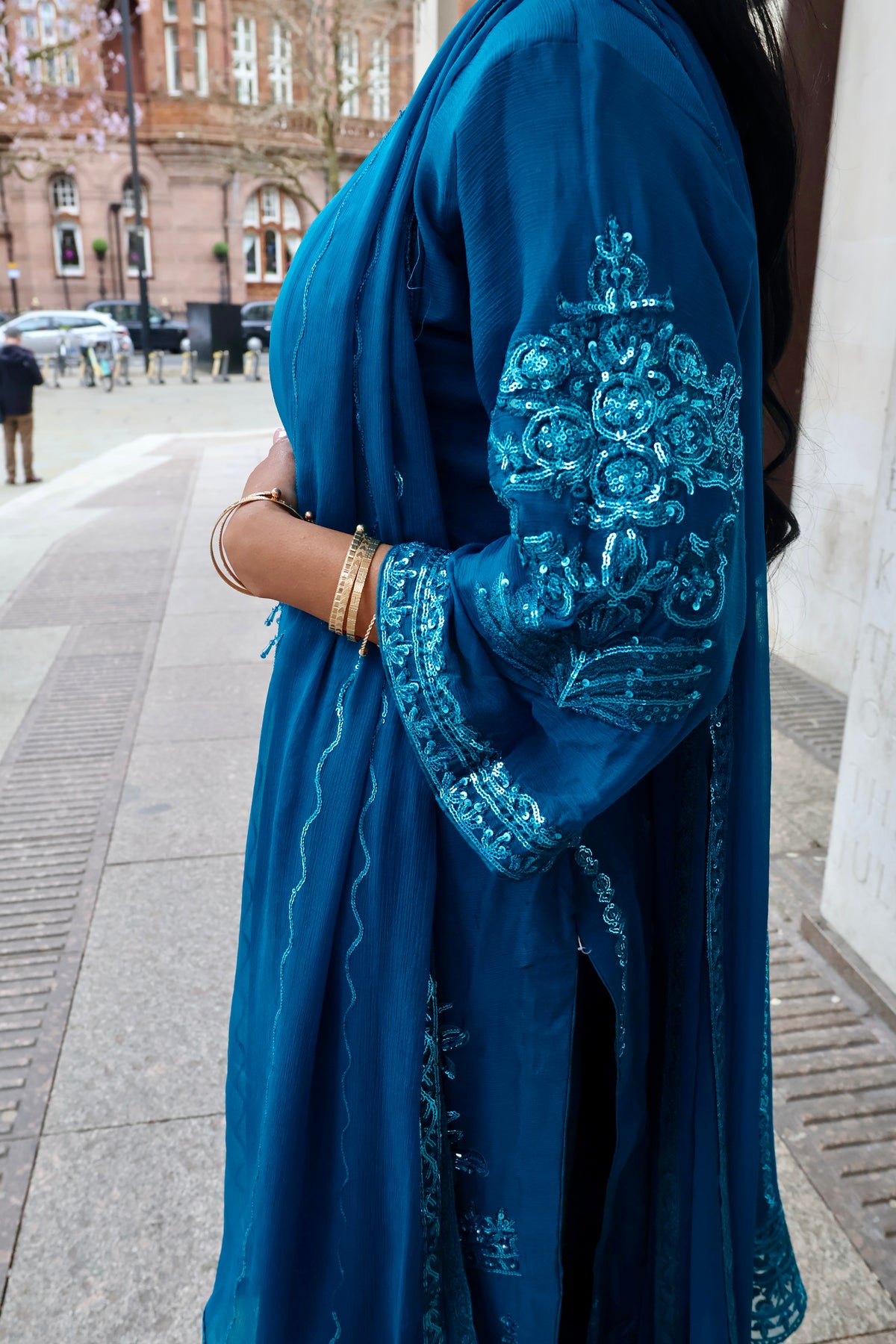 Zarqeen Teal Royale