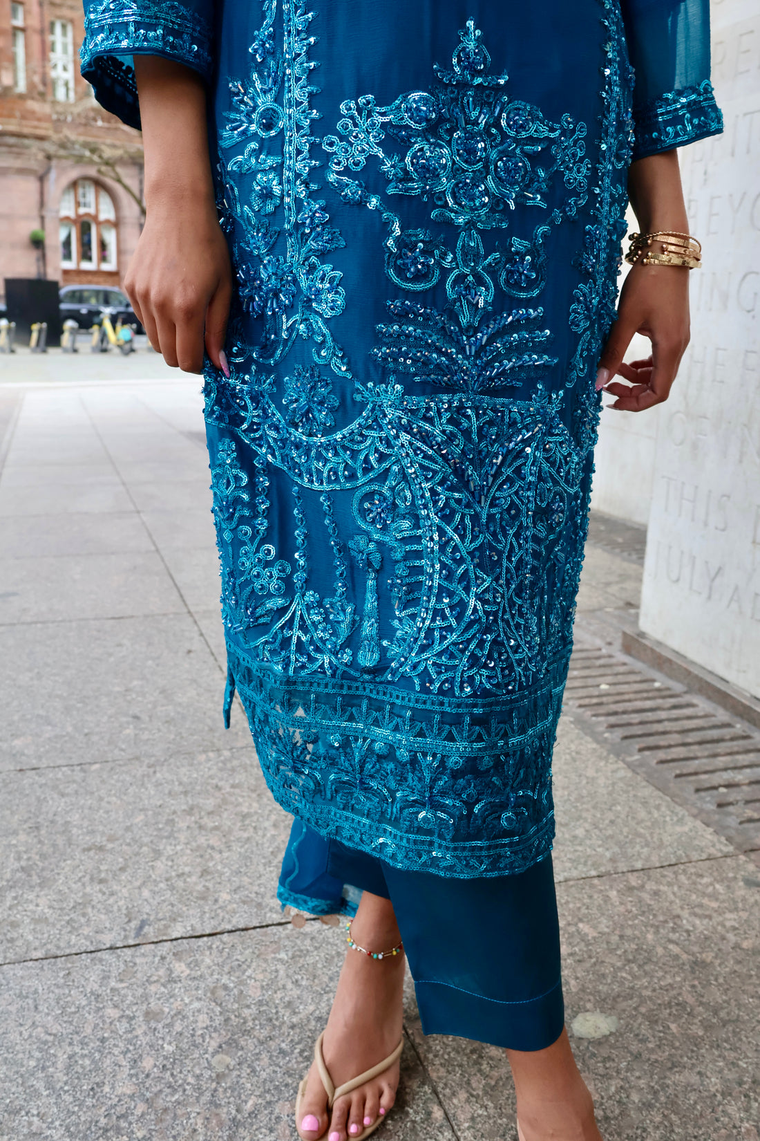 Zarqeen Teal Royale